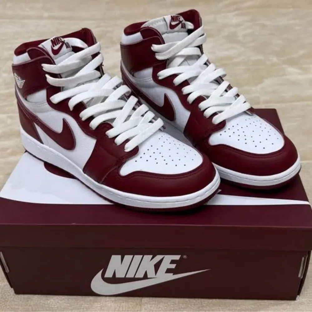 Big Kid's Size 6 Jordan 1 Retro High OG ‘Artisanal Red’ (FD1437 160)